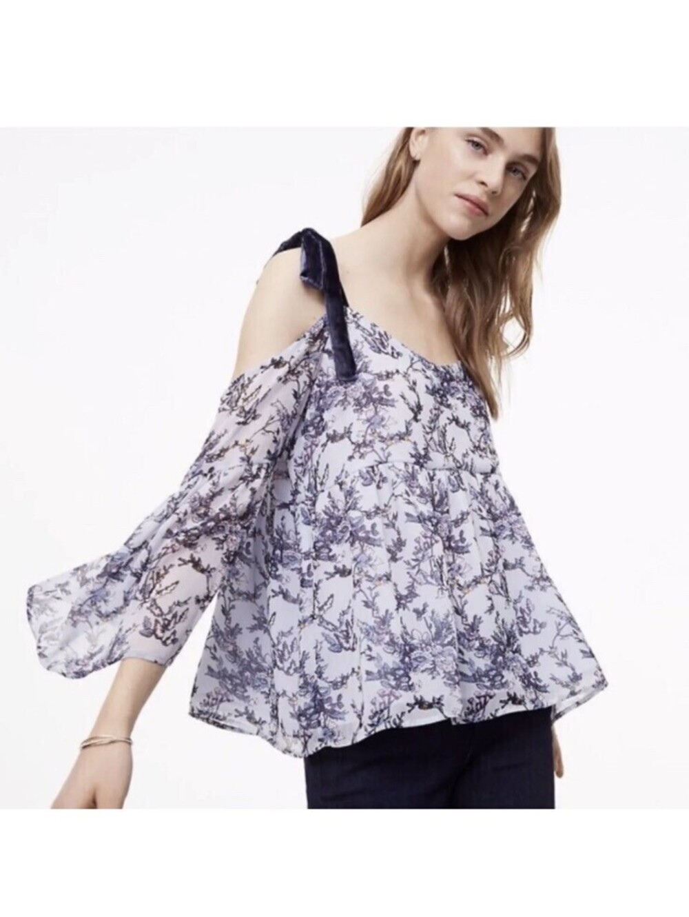 Loft EUC Women's Blue Floral Cold Shoulder Blouse Velvet Straps Size S